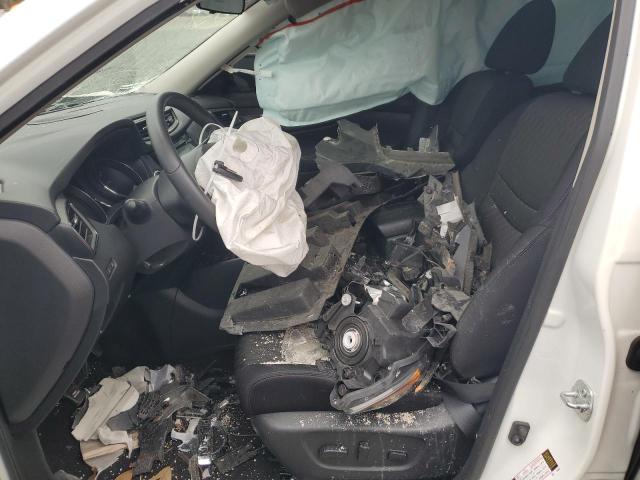 Photo 7 from auction – 2017 NISSAN ROGUE S with VIN 5N1AT2MT1HC821853