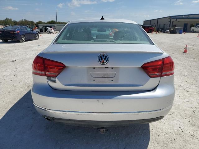 Photo 6 from auction – 2015 VOLKSWAGEN PASSAT SEL with VIN 1VWCV7A31FC047204