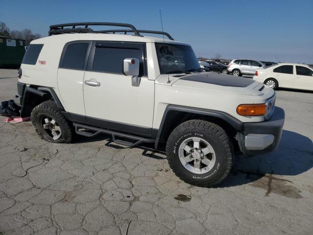 Photo 4 from auction – 2011 TOYOTA FJ CRUISER with VIN JTEBU4BF6BK106574