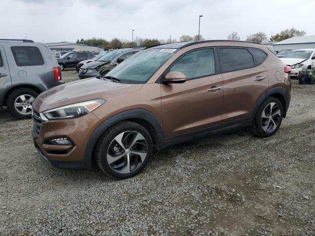 HYUNDAI TUCSON LIM 2016 with VIN KM8J33A21GU084518 - Photo from auction