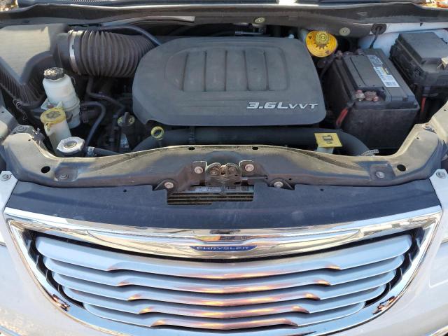 Photo 12 from auction – 2016 CHRYSLER TOWN & COU with VIN 2C4RC1BG4GR268872