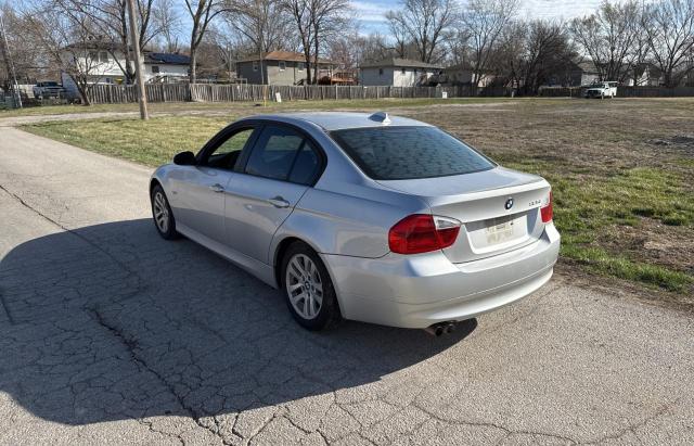 Photo 3 from auction – 2006 BMW 325 I AUTO with VIN WBAVB17586NK36492