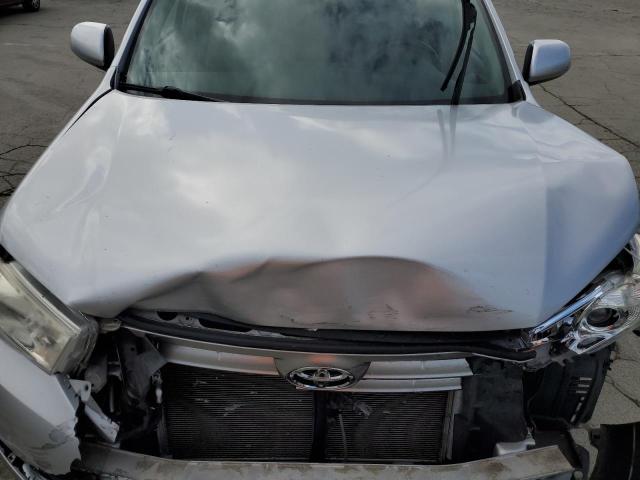Снимка 12 от търг – 2012 TOYOTA HIGHLANDER с VIN 5TDZK3EH8CS056769