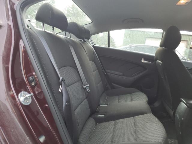 Foto 10 de la subasta – 2017 KIA FORTE LX con VIN 3KPFK4A74HE076119