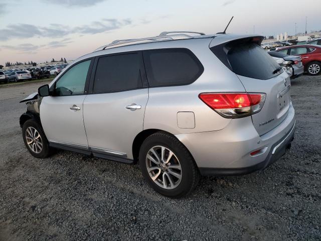 Photo 2 from auction – 2013 NISSAN PATHFINDER with VIN 5N1AR2MM8DC633994