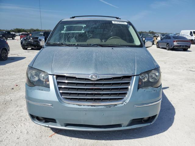 Photo 5 from auction – 2010 CHRYSLER TOWN & COU with VIN 2A4RR6DX2AR253541