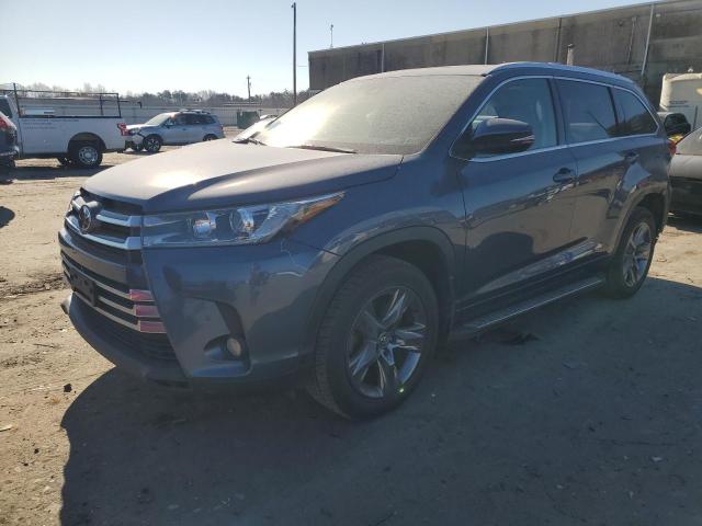 TOYOTA HIGHLANDER 2017 with VIN 5TDDZRFH7HS420730 - Photo from auction