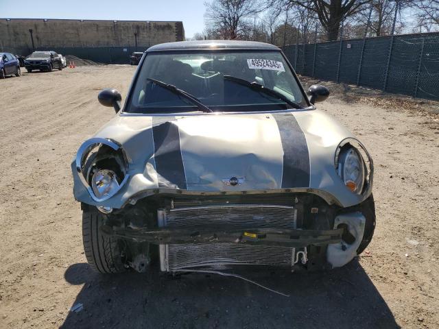 Photo 5 from auction – 2010 MINI COOPER with VIN WMWMF3C55ATZ63661