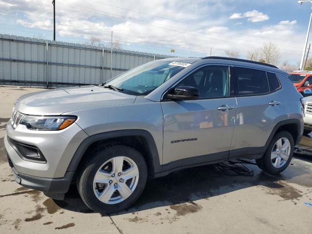 JEEP COMPASS LA 2022 with VIN 3C4NJDBB0NT136843 - Photo from auction