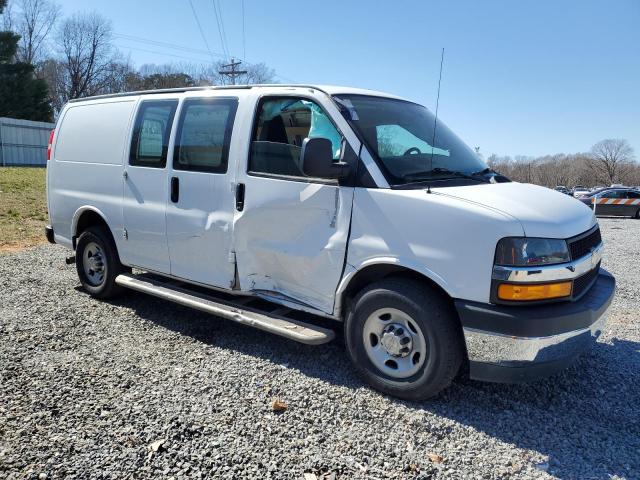 Photo 4 from auction – 2018 CHEVROLET EXPRESS G2 with VIN 1GCWGAFG3J1903979