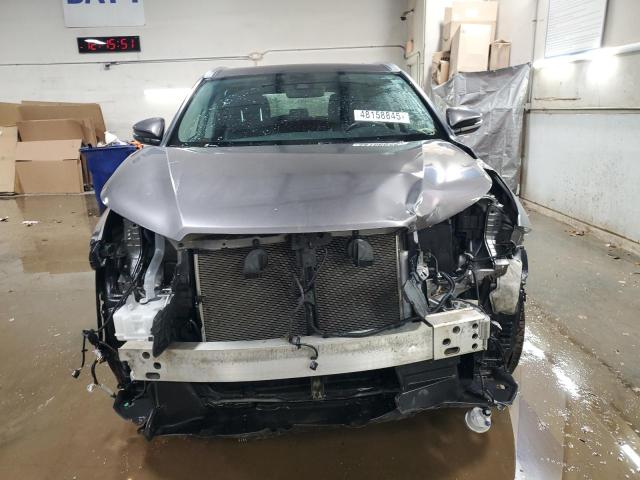 Photo 5 from auction – 2018 TOYOTA HIGHLANDER with VIN 5TDJZRFH4JS531096
