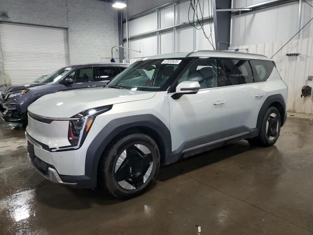 KIA EV9 WIND 2024 with VIN KNDAFFS58R6018738 - Photo from auction
