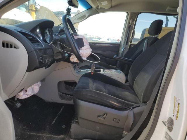 Photo 7 from auction – 2015 CHRYSLER TOWN & COU with VIN 2C4RC1BG0FR503928