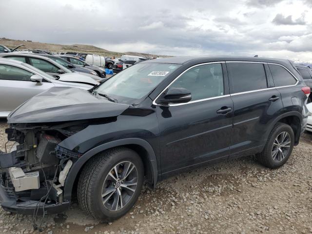 Снимка 1 от търг – 2018 TOYOTA HIGHLANDER с VIN 5TDBZRFH5JS895676