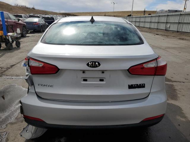 Photo 6 from auction – 2016 KIA FORTE LX with VIN KNAFK4A64G5516726