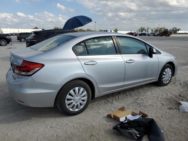 Photo 3 from auction – 2013 HONDA CIVIC LX with VIN 19XFB2F50DE028011