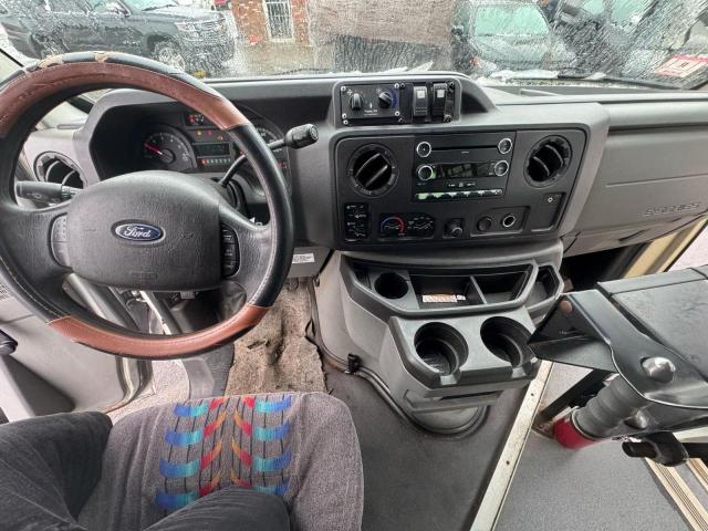 Photo 9 from auction – 2012 FORD ECONOLINE with VIN 1FDEE3FS3CDA11858
