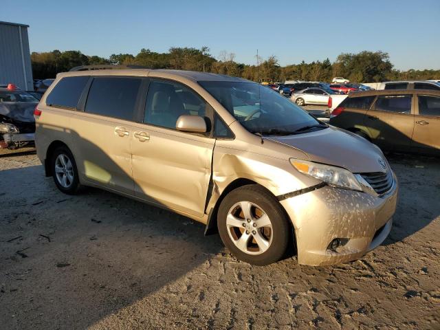 Photo 4 from auction – 2011 TOYOTA SIENNA LE with VIN 5TDKK3DCXBS102768