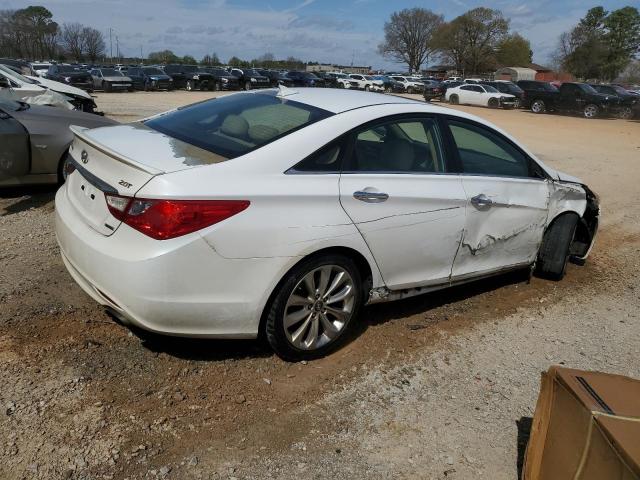 Photo 3 from auction – 2013 HYUNDAI SONATA SE with VIN 5NPEC4AB4DH563694