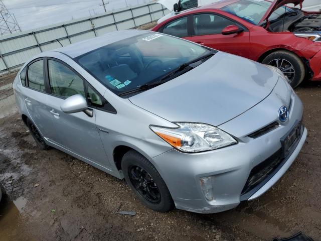 Снимка 4 от търг – 2014 TOYOTA PRIUS с VIN JTDKN3DU4E0376684