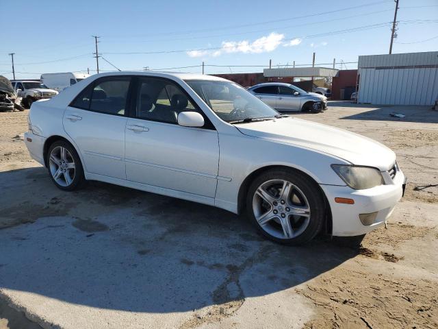 Снимка 4 от търг – 2005 LEXUS IS 300 с VIN JTHBD192X50096068
