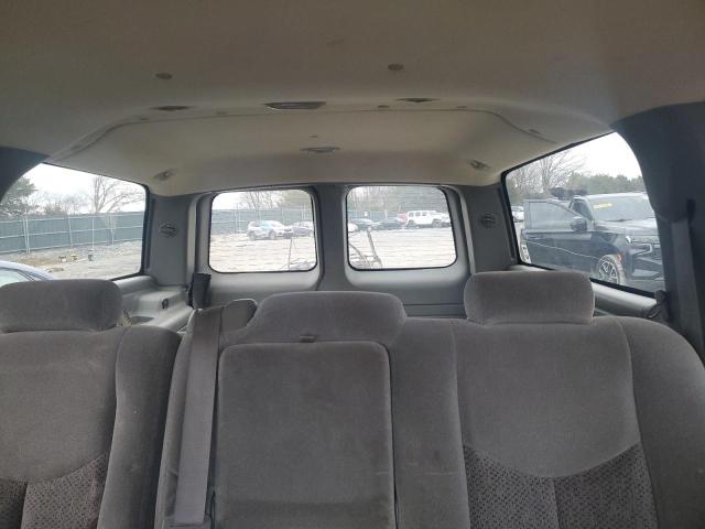 Photo 10 from auction – 2003 CHEVROLET SUBURBAN K with VIN 1GNFK16Z83J125849