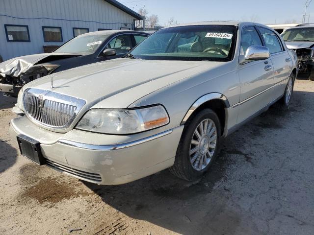Photo 1 from auction – 2004 LINCOLN TOWN CAR U with VIN 1LNHM83W74Y670704