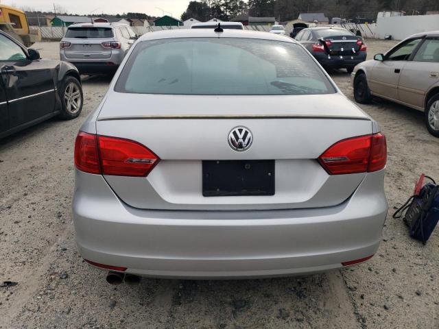 Photo 6 from auction – 2011 VOLKSWAGEN JETTA SE with VIN 3VWBX7AJ9BM322945