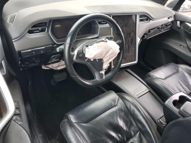 Снимка 8 от търг – 2017 TESLA MODEL X с VIN 5YJXCDE23HF049570