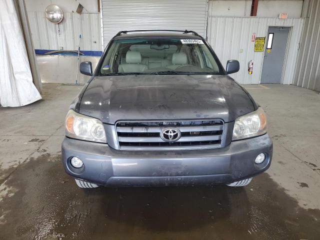 Photo 5 from auction – 2004 TOYOTA HIGHLANDER with VIN JTEEP21A240013936