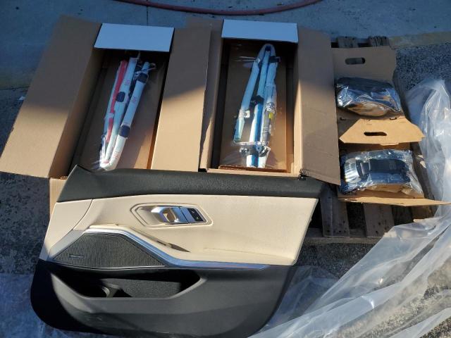 Снимка 12 от търг – 2023 BMW 330I с VIN 3MW69FF09P8D54364