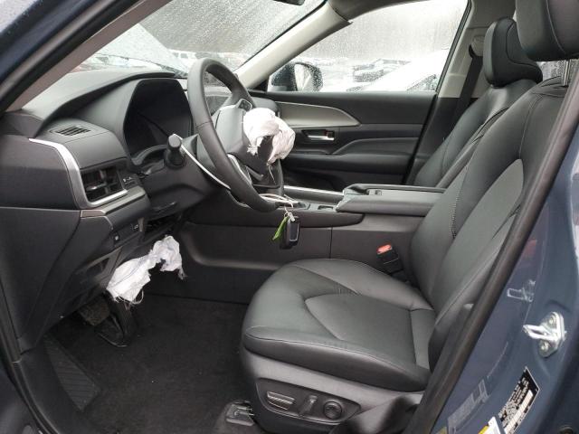 Photo 7 from auction – 2024 TOYOTA GRAND HIGH with VIN 5TDACAB54RS017405