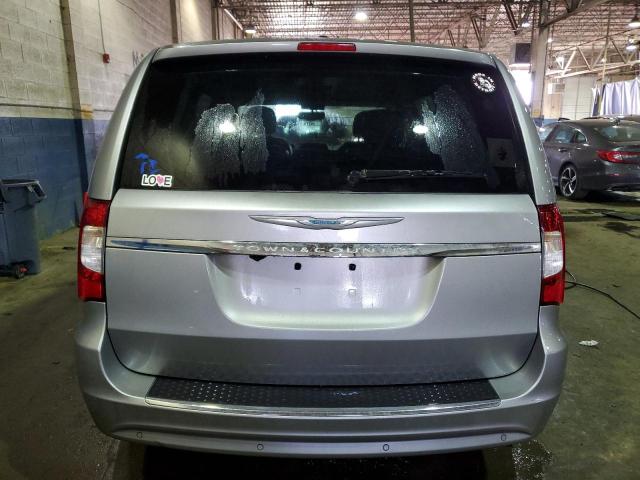 Photo 6 from auction – 2016 CHRYSLER TOWN & COU with VIN 2C4RC1CG2GR199856