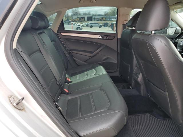 Photo 10 from auction – 2014 VOLKSWAGEN PASSAT S with VIN 1VWAT7A3XEC075594