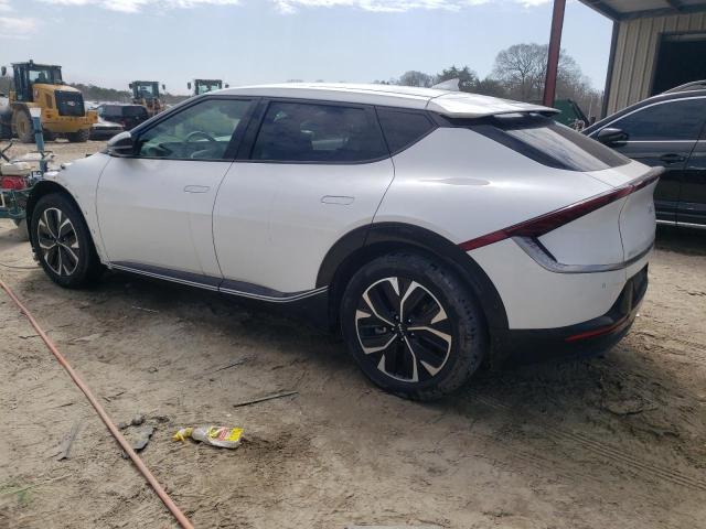 Снимка 2 от търг – 2024 KIA EV6 LIGHT с VIN KNDC34LA0R5198532
