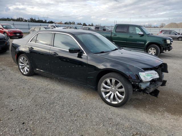 Снимка 4 от търг – 2016 CHRYSLER 300 LIMITE с VIN 2C3CCAAG4GH343796