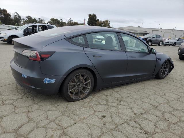 Photo 3 from auction – 2018 TESLA MODEL 3 with VIN 5YJ3E1EA7JF040214