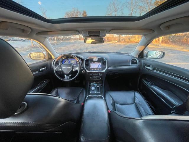 Photo 9 from auction – 2016 CHRYSLER 300C with VIN 2C3CCAKG5GH164312