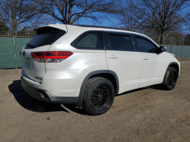 Photo 3 from auction – 2017 TOYOTA HIGHLANDER with VIN 5TDDZRFH5HS420676