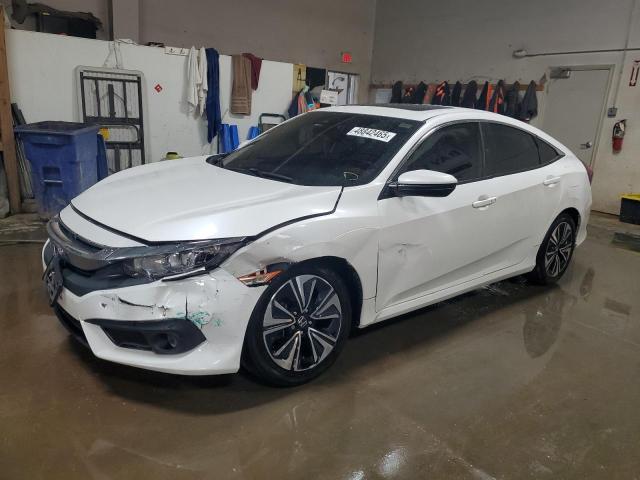 Photo 1 from auction – 2017 HONDA CIVIC EX with VIN 19XFC1F81HE025075