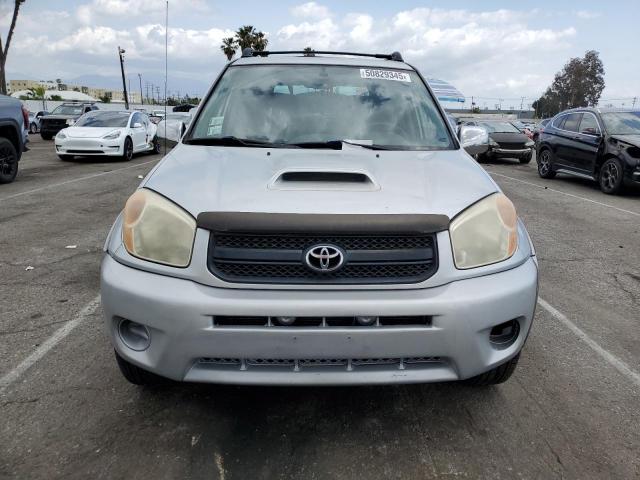 Снимка 5 от търг – 2004 TOYOTA RAV4 с VIN JTEGD20VX40015374
