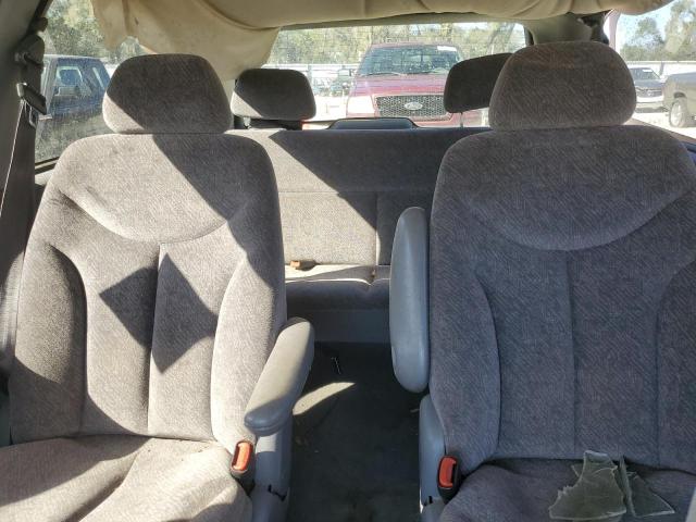 Photo 10 from auction – 2000 CHRYSLER TOWN & COU with VIN 1C4GP54G7YB561391