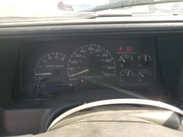 Photo 9 from auction – 1998 GMC SIERRA C15 with VIN 1GTEC14M1WZ510653