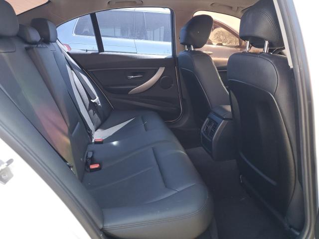 Снимка 10 от търг – 2015 BMW 320 I с VIN WBA3B1C5XFK136828