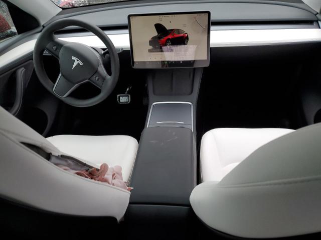 Снимка 8 от търг – 2024 TESLA MODEL Y с VIN 7SAYGDEE2RA247349