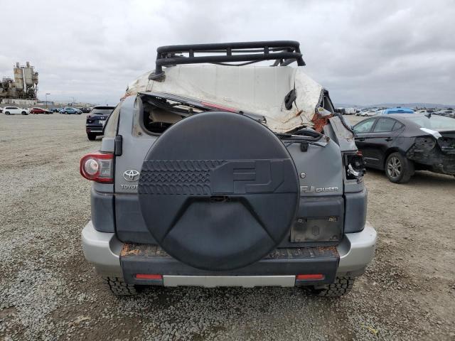 Photo 6 from auction – 2014 TOYOTA FJ CRUISER with VIN JTEBU4BF3EK193337