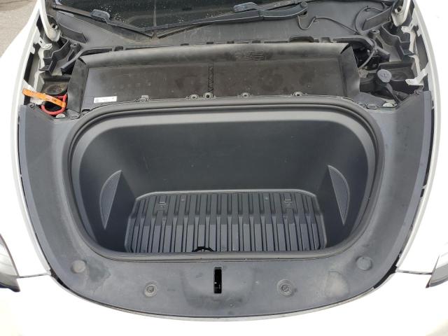 Photo 11 from auction – 2020 TESLA MODEL Y with VIN 5YJYGDEFXLF037694