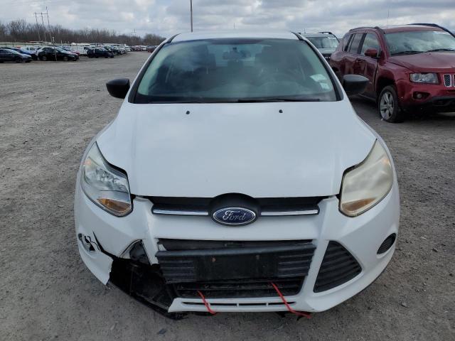 Снимка 5 от търг – 2014 FORD FOCUS S с VIN 1FADP3E26EL114475