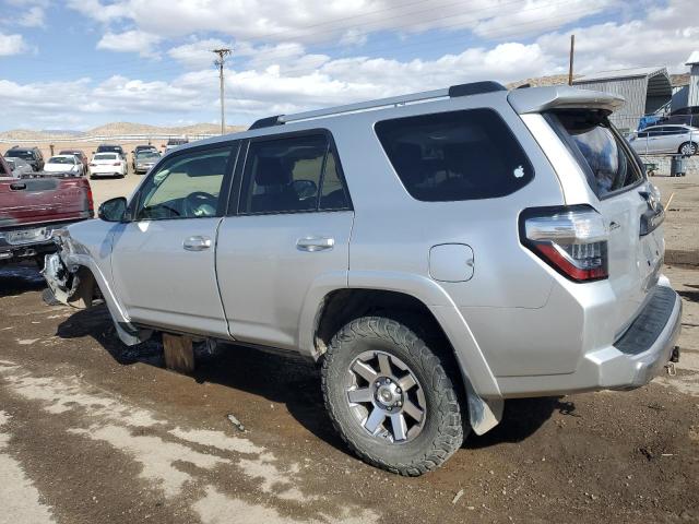 Photo 2 from auction – 2016 TOYOTA 4RUNNER SR with VIN JTEBU5JR3G5342185