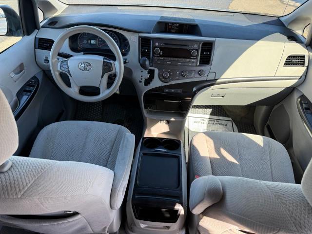 Photo 9 from auction – 2011 TOYOTA SIENNA LE with VIN 5TDJK3DC6BS028938